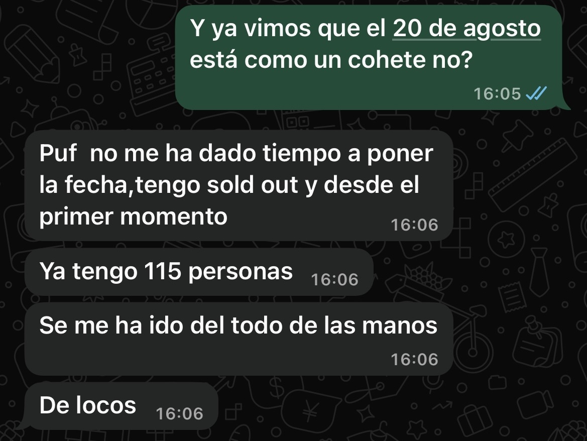 Mensaje de cliente sobre reservas y disponibilidad